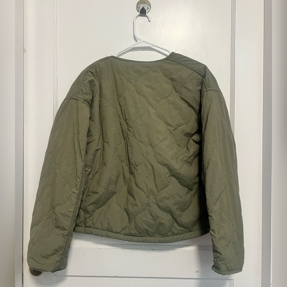 Zara Green Quilted Jacket with sherpa lining TRENDING Size XS - Picture 4 of 4
